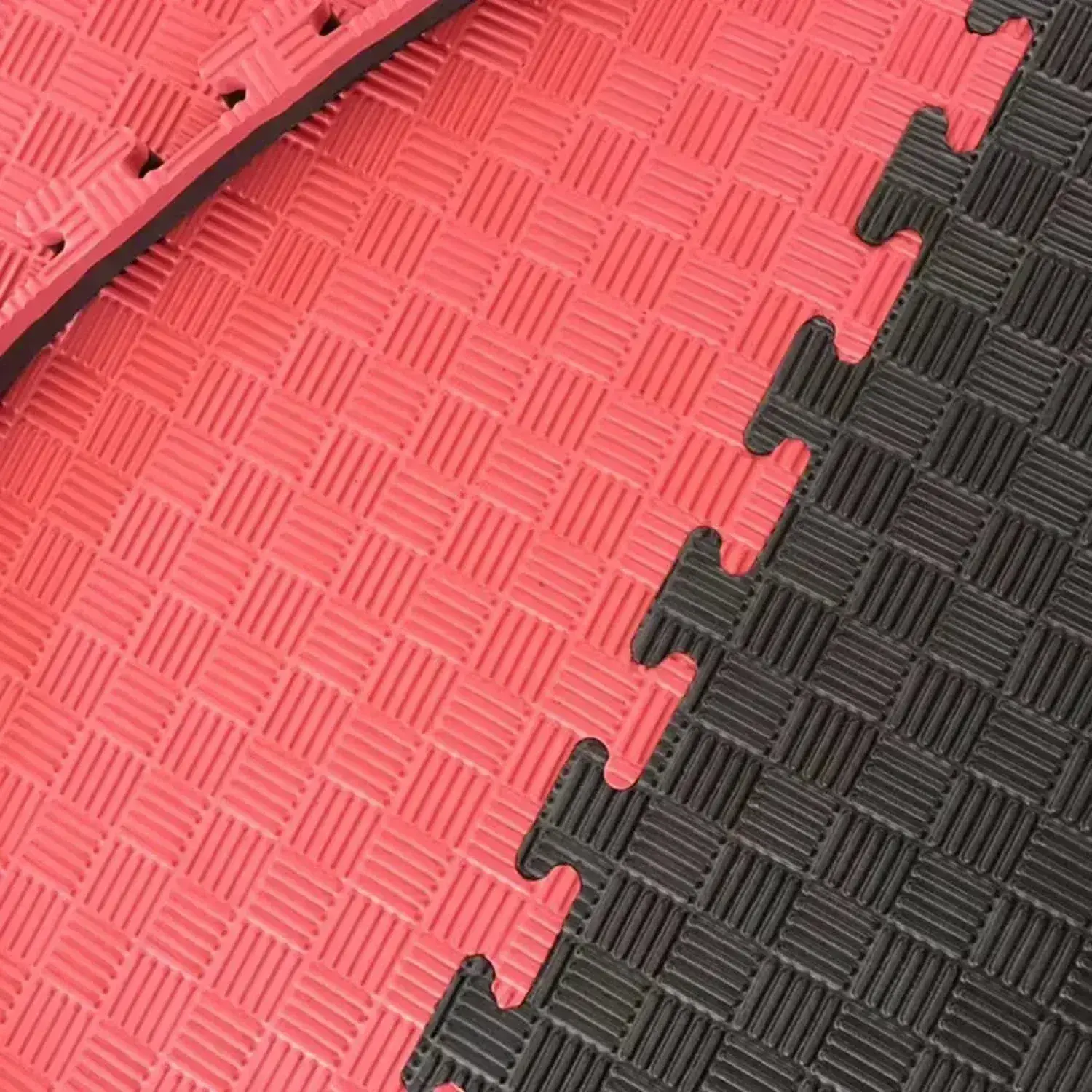 Vechtsport Puzzelmat 100 x 100 cm 4 cm Zwart Rood 5 Lijnen Patroon